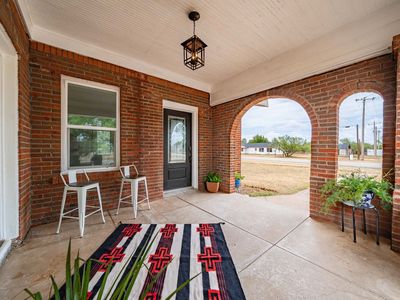 305 W Swenson Ave
