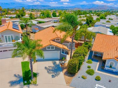 27704 Doreen Dr