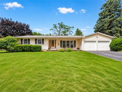 49 Pine Valley Dr