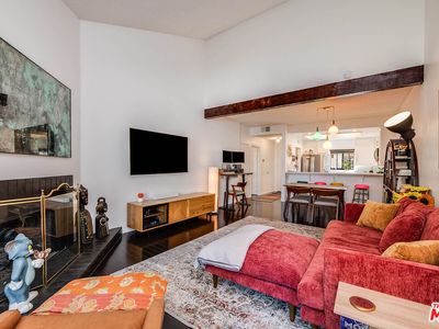 3480 Barham Blvd APT 326