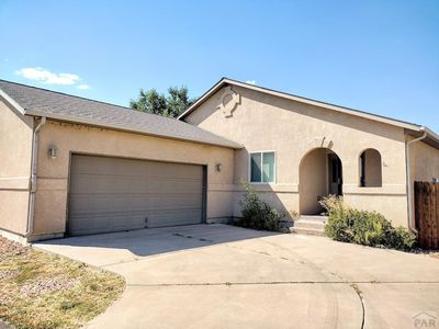 5 Woodbine Village Dr