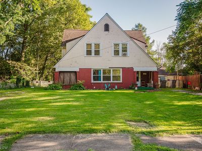 425 Fairgreen Ave