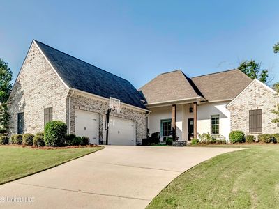 109 Camden Way