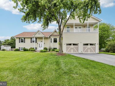 902 Clauser Ct