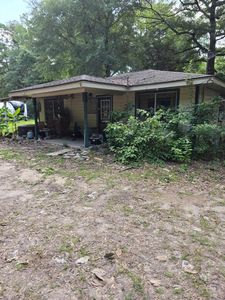 106 Hickory Ln