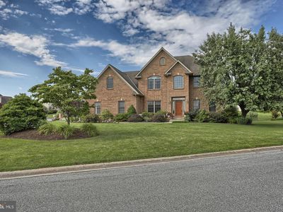 8 Starlight Ln