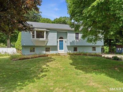 23 Old Schoolhouse Road