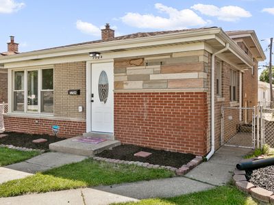 Property at 7704 McVicker Ave, Burbank, IL