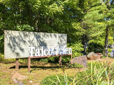 5 Talcott Glen #B
