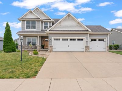 1107 Farm Lake Dr
