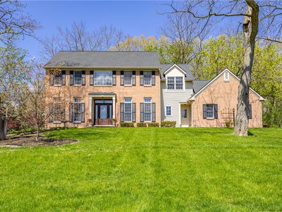 6 Bowns Hill Ln