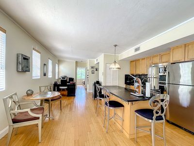 1008 Jefferson Ave APT 205