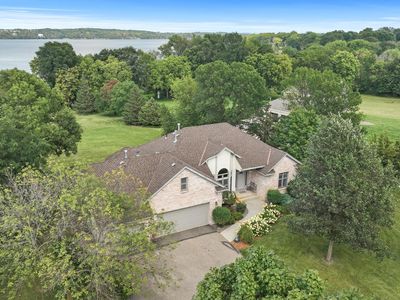 1826 Spring Lake Cir