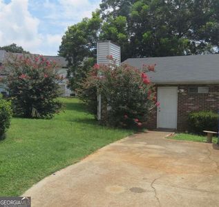 1755 Fox Chase Ct SE
