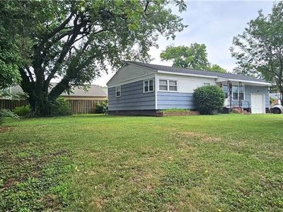 Property at 5 Matoaka Ln, Newport News, VA