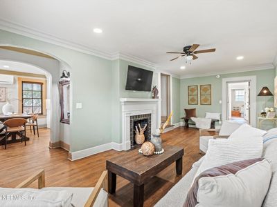 1745 BELMONTE Avenue