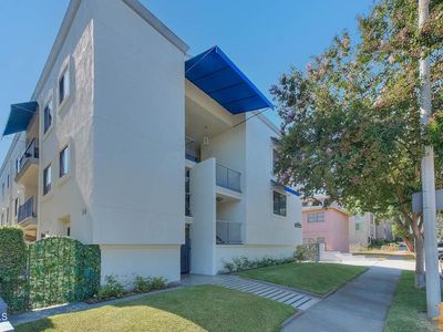 285 S Sierra Madre Blvd APT E