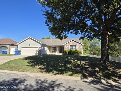 3517 Hackberry Ln