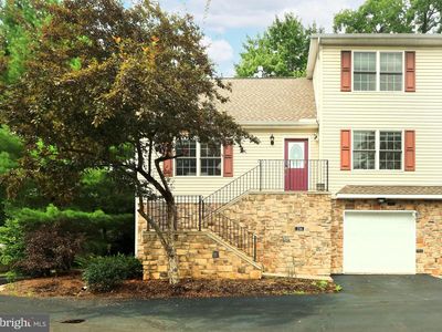 Property at 216 Amblewood Way, State College, PA