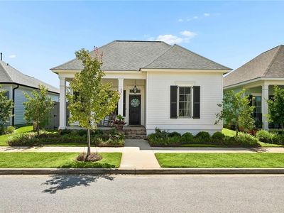 547 Hopscotch Rd