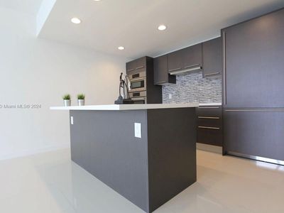 7875 NW 107th Ave APT 719