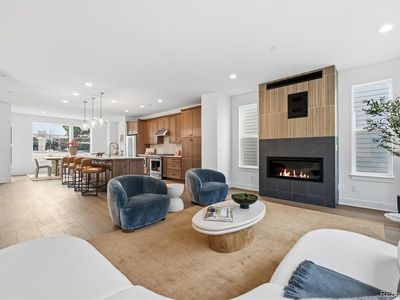 10916 E Hinsdale Circle