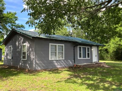 1407 E Us Highway 80