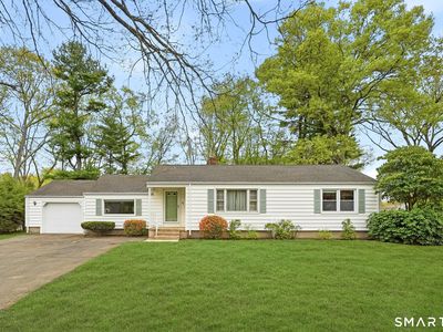 Property at 172 Pool Road, North Haven, CT