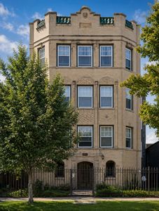 6328 N Bell Ave APT G