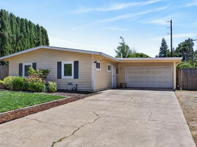 5012 Boyd Dr