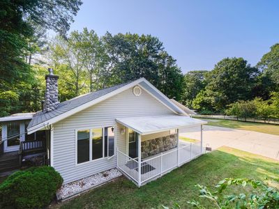 3423 Balsam Rd