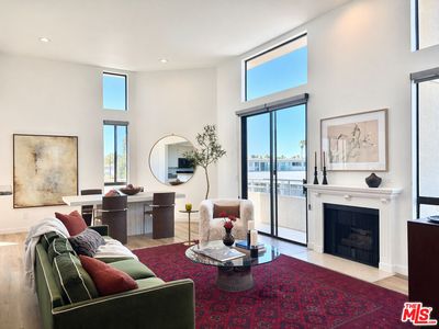 13920 Moorpark St APT 308