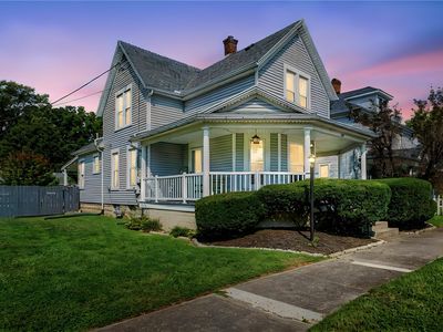 123 S Walnut St
