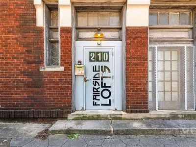 210 Walker St SW Unit 1