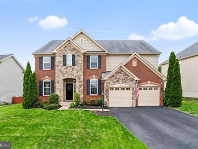 8 Bradbury Way
