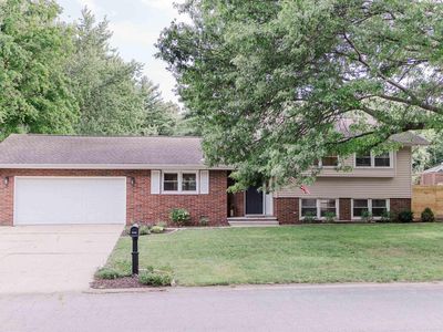 Property at 505 Wingate Dr, Sherman, IL