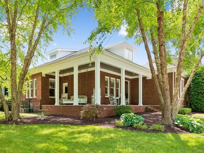 3644 Wareham Dr