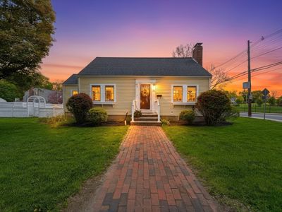28 Myopia Rd