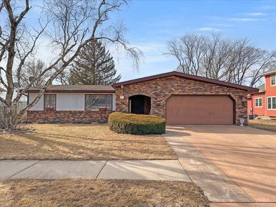 221 South Dousman Street