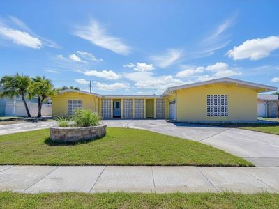 9625 Commodore Dr