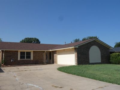7010 NW Kingsbury Ave
