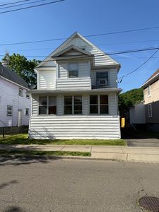 17 Hazel St
