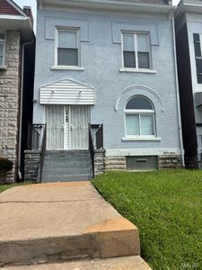5129 Page Blvd