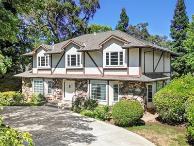 405 Crocker Rd