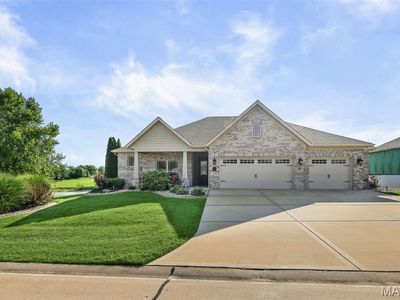 109 Waterfall Ct
