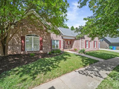 234 Lagoda Dr