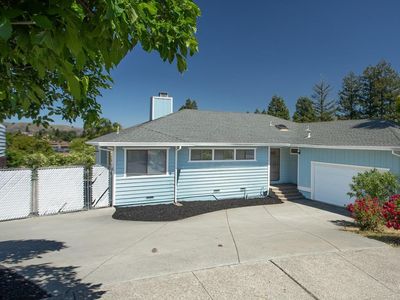 682 Hillside Drive