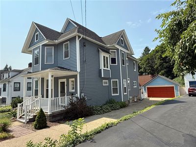 11 Sanford St