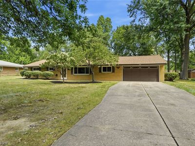 Property at 1523 Bradford Dr, Macedonia, OH