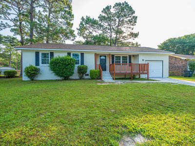 104 Forest Ln